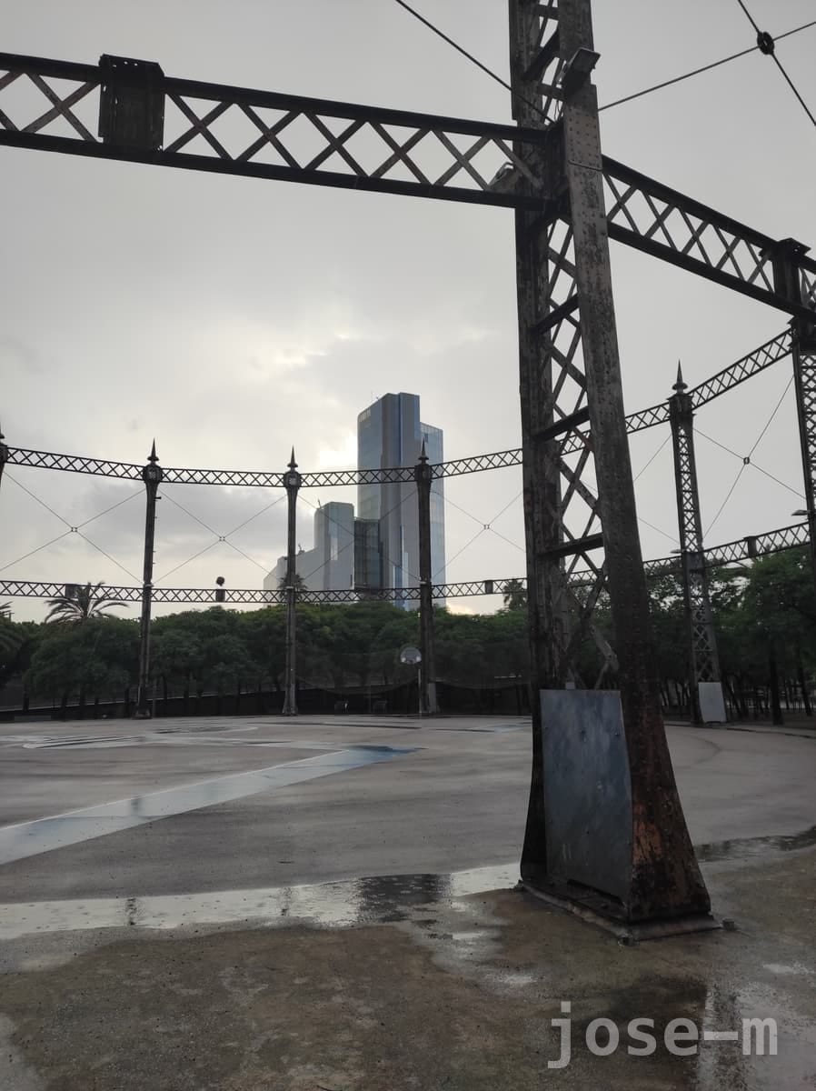 Cancha pública NBA Parque de la Barceloneta, en Barcelona