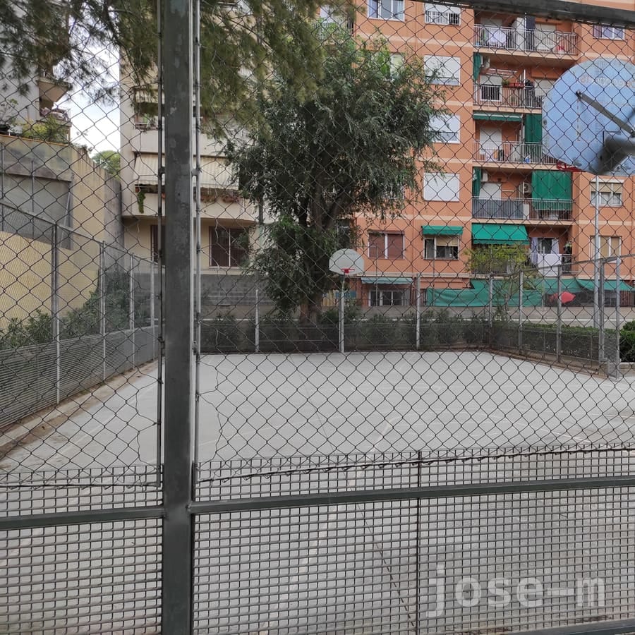 Cancha pública Parque Can Sabaté, en Barcelona