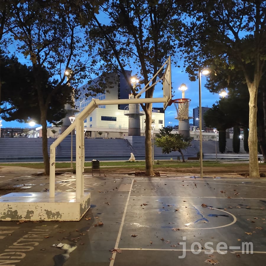 Canchas públicas Parque de la España Industrial, en Barcelona