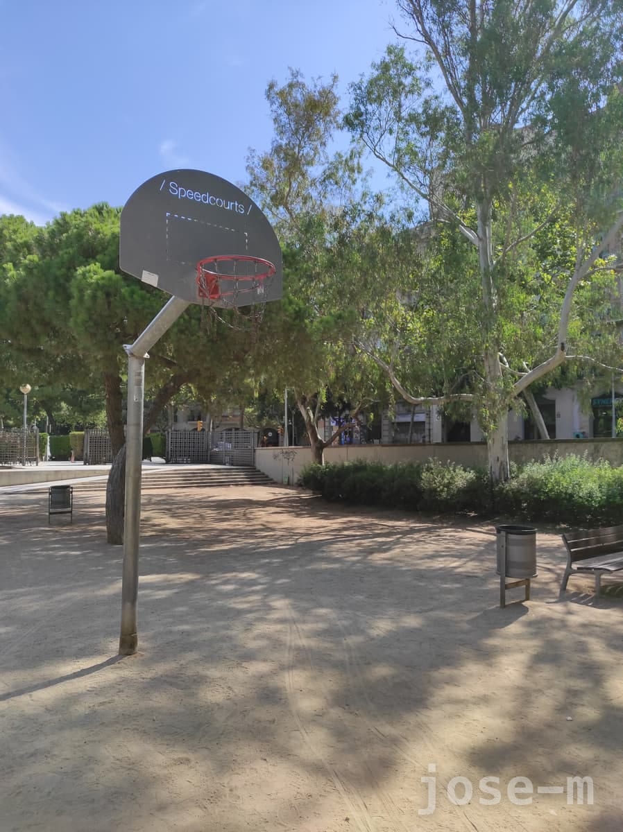 Canchas públicas Parque Joan Miró, en Barcelona